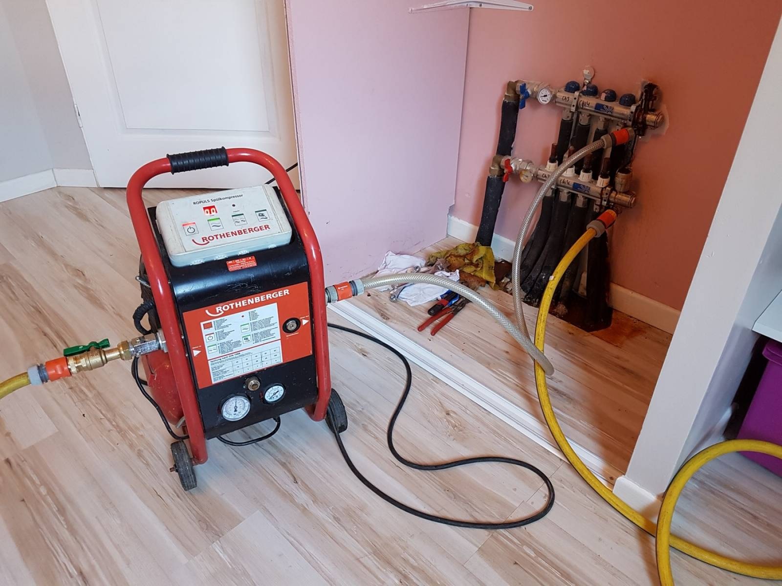 Ihlamurkuyu Vaillant Hermetik Şofben Kombi Bakımı